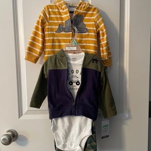 Carter’s Boys Outfits 6-9 Months